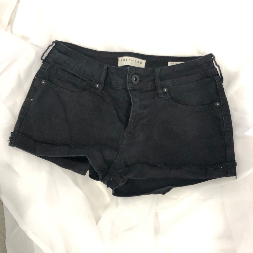 Bullhead Low Rise Short. 5